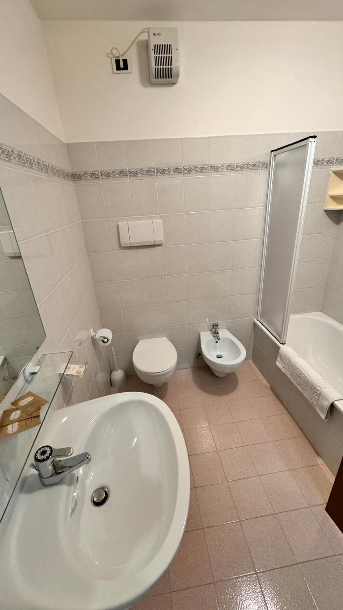 Albergo Stella Alpina テンノ エクステリア 写真