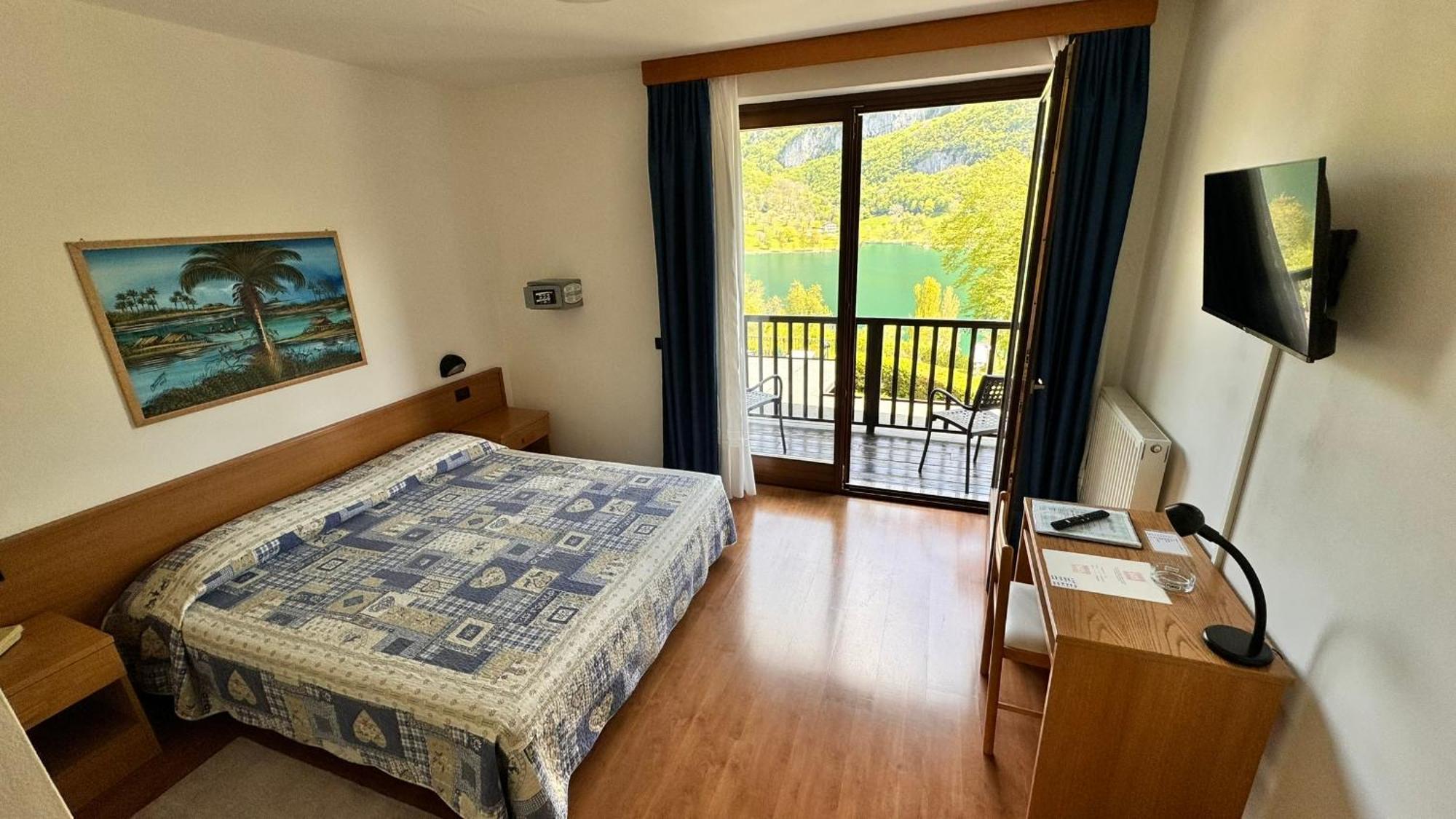 Albergo Stella Alpina テンノ エクステリア 写真