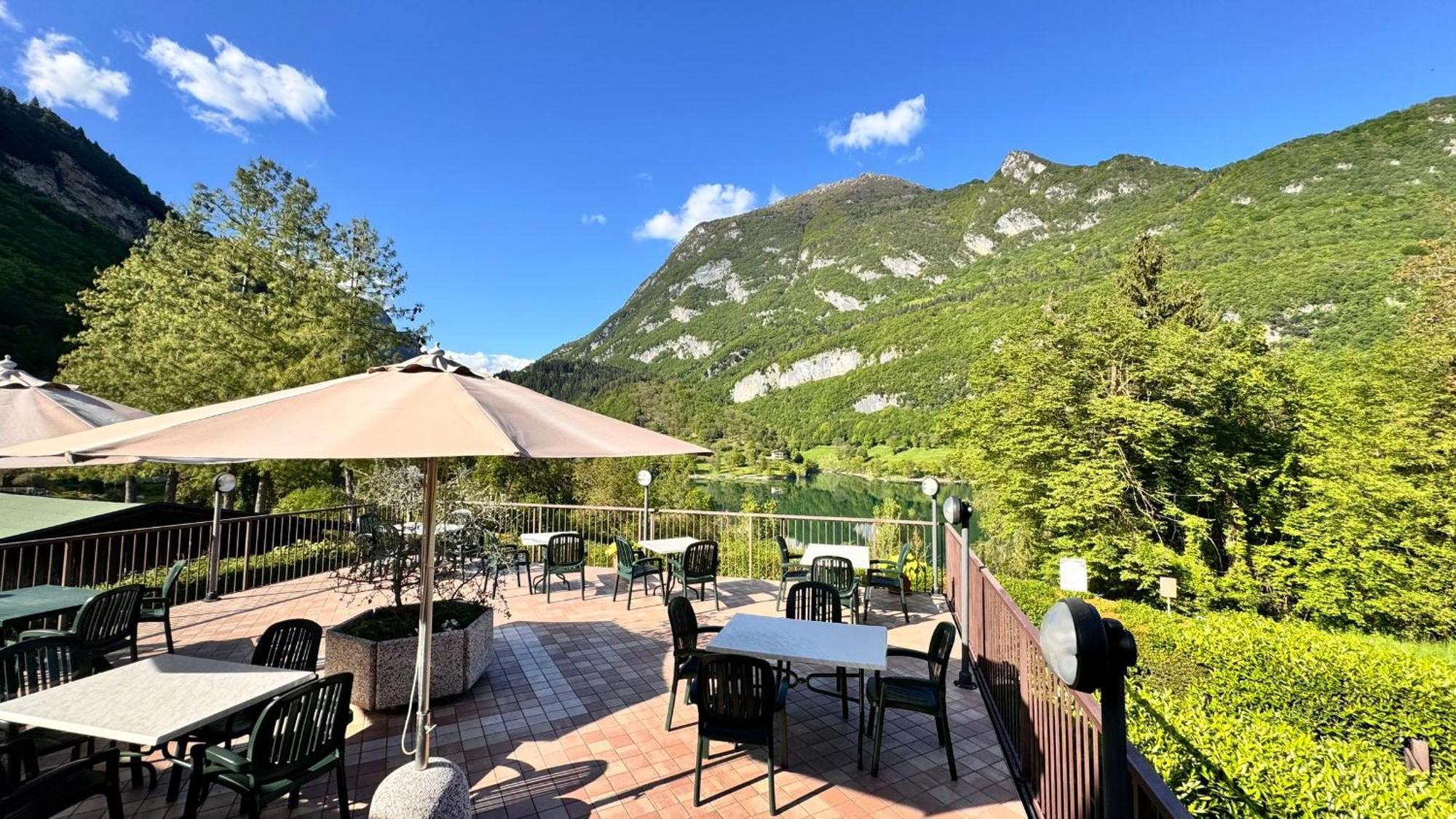 Albergo Stella Alpina テンノ エクステリア 写真